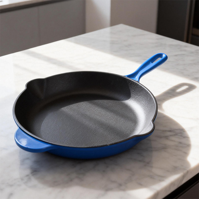 Padella in ghisa smaltata da 30 cm con due manici